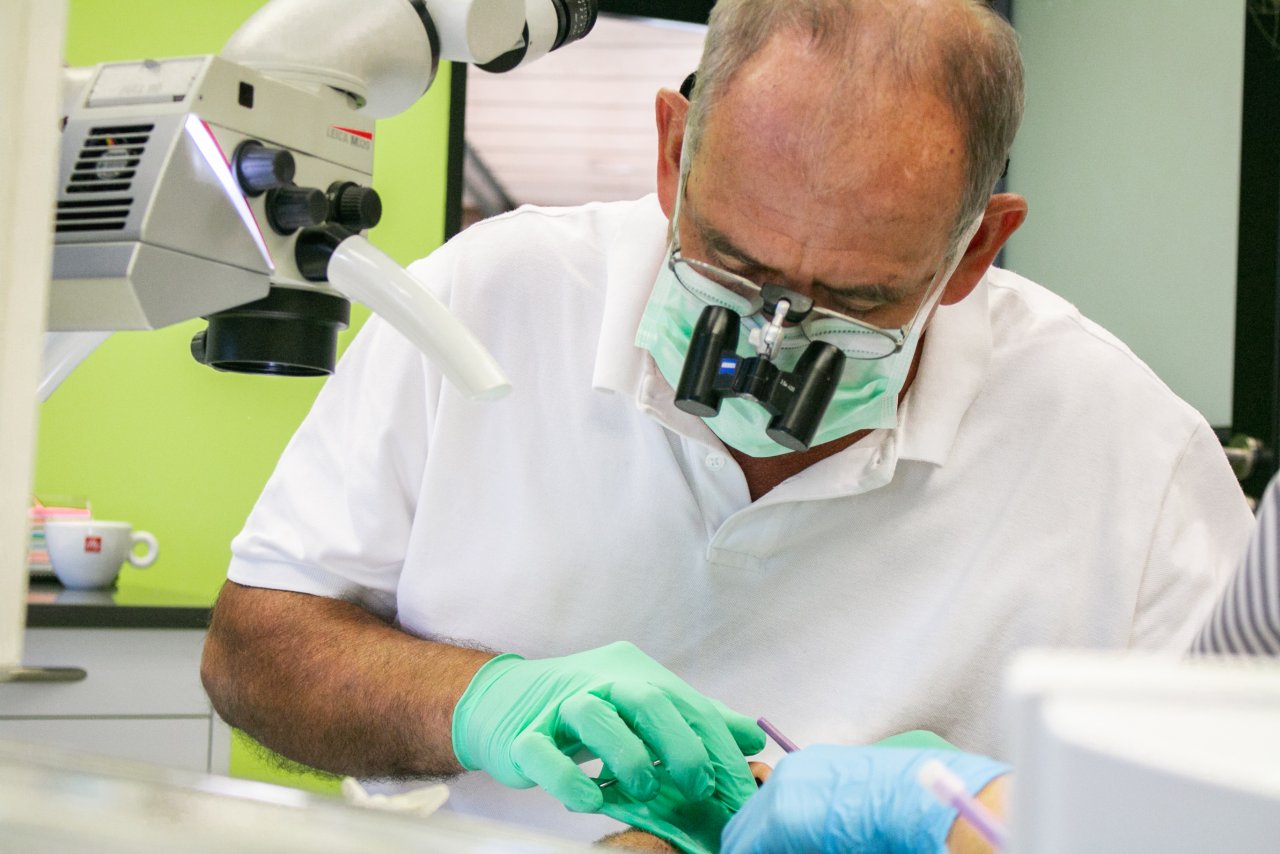 Dr. John Bronner Prosthodontist About Us Our Practice Directions